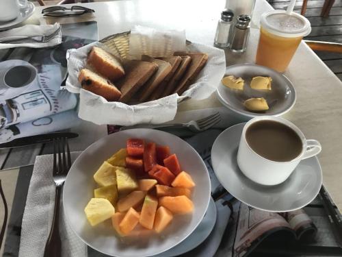 Opciones de desayuno para los huéspedes de Hotel Bayahibe