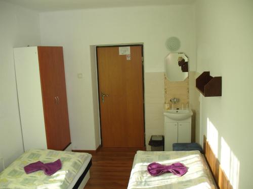 Hotel Guľaにあるベッド