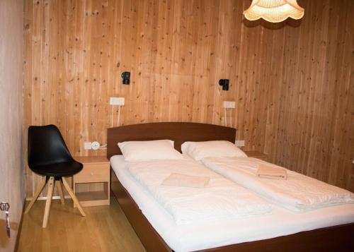 Krevet ili kreveti u jedinici u objektu Stekkjardalur Holiday Home