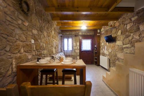 Dimitra's House in Old Town