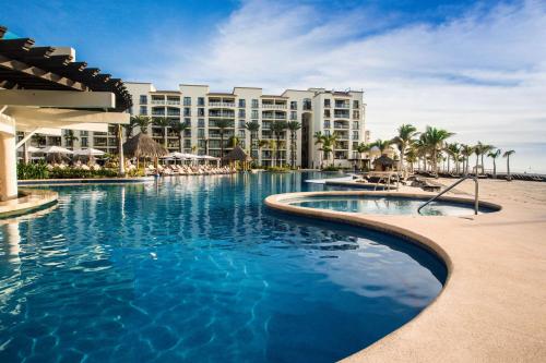 Baseinas apgyvendinimo įstaigoje Hyatt Ziva Los Cabos - All Inclusive arba netoliese