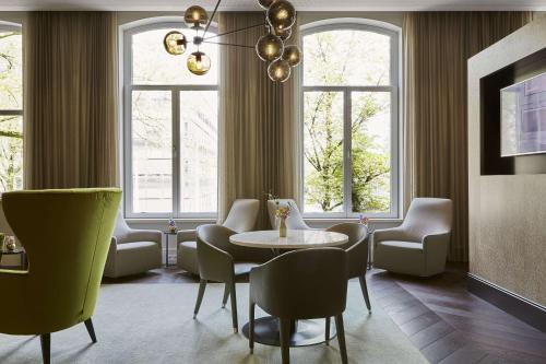 Гостиная зона в Hyatt Regency Amsterdam