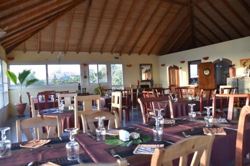 Restoran atau tempat lain untuk makan di Auberge Keurmariguen