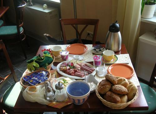 Jídlo v penzionu nebo okolí