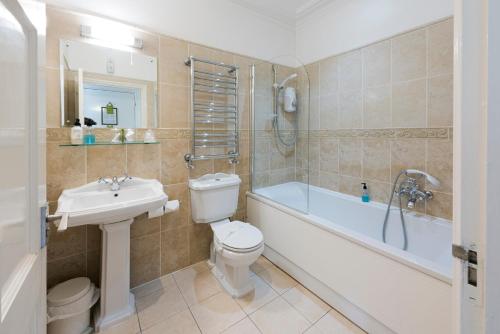 A bathroom at Downsview 