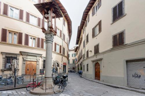 Il Moro Apartment by Mamo Florence
