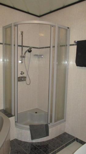 Et badeværelse på Wohnung in Haiding/Wels