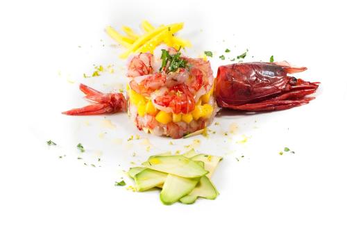 ホテルの敷地内または近くでの食事または食べ物