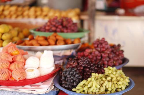 Makanan di atau berdekatan hotel