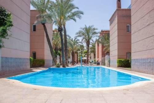 Bazén v ubytování Riad familiale à Marrakech nebo v jeho okolí