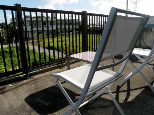Balkón nebo terasa v ubytování Okinawa Hostel Yanbaru Fukuro