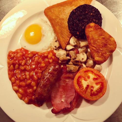 Jídlo v hotelu nebo okolí