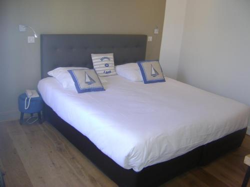 Cama o camas de una habitación en L'Amiral