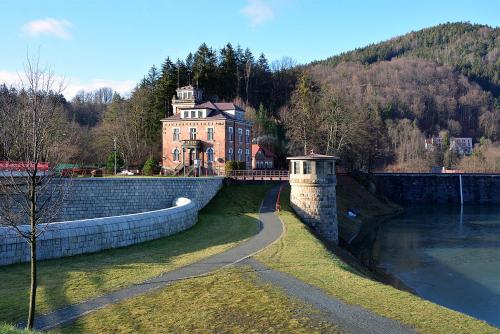 Naturlandschaft in der Nähe der Lodge