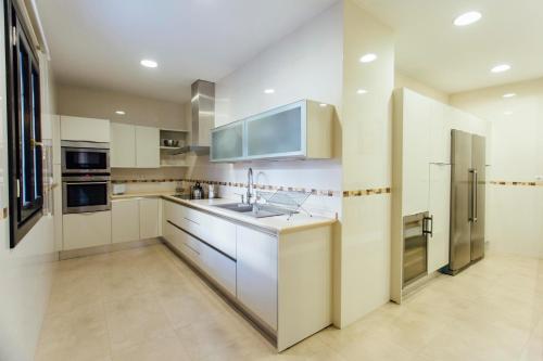 Gallery image of Duplex with terrace- 5Bd 3Bth- Center in Seville