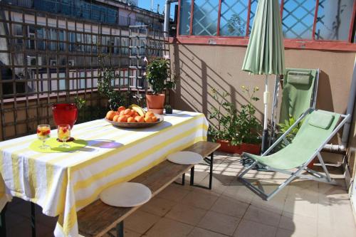 Pretty flat with terrace, air cond, free parking, by Porto with Love LDA