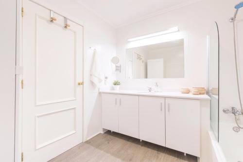 134 Atlantic Garden by NOOK