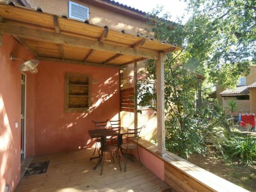 Cosy Holiday Home in Poggio Mezzana on the Beachside