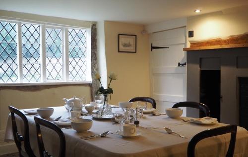 Restavracija oz. druge možnosti za prehrano v nastanitvi Nightingale Cottage Bed and Breakfast