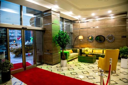 Ruang duduk di West Shine Hotel