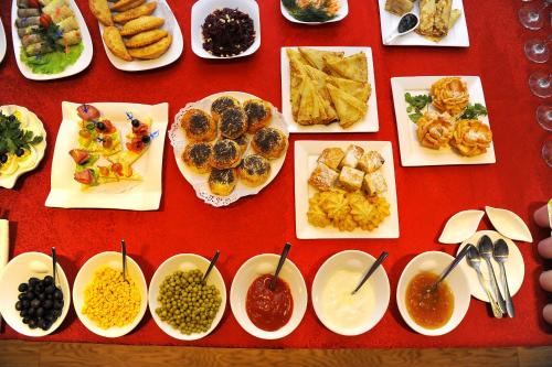 Φαγητό σε αυτό το ξενοδοχείο ή κάπου εκεί κοντά