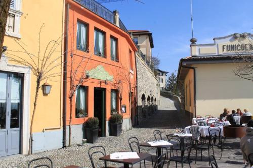 Gallery image of La Torta Di Mele in Bergamo