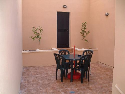 Foto de la galeria de Triton Apartment a St Paul's Bay