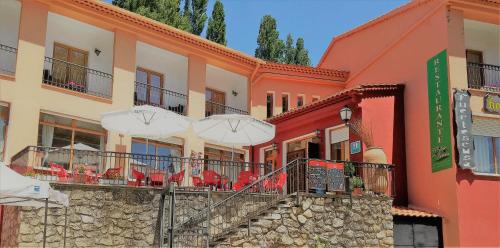 Balkoni atau teres di Hotel Fuertescusa