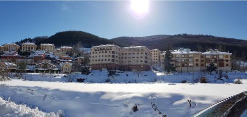 Το Apartamentos Turísticos Real Valle Ezcaray τον χειμώνα