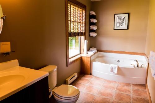 Tsa-Kwa-Luten Lodge – Photos 3