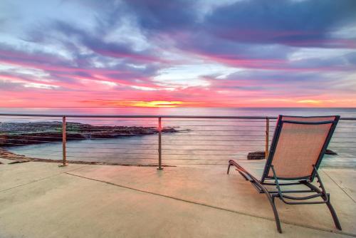 The Inn at Sunset Cliffs Image