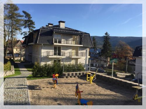 Budova, v ktorej sa apartmán nachádza