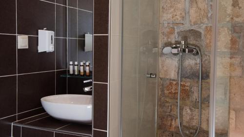 Gallery image of Enalio Suites in Lechaio