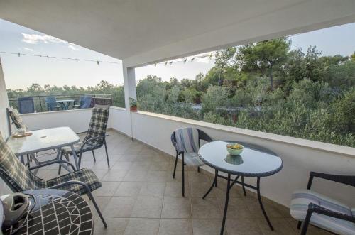 Apartments Zdenko – Photos 2