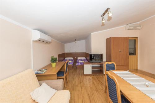 Apartments Ivan