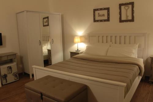 DeShome Guest Houseにあるベッド