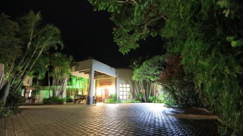 Κήπος έξω από το Ndiza Lodge and Cabanas