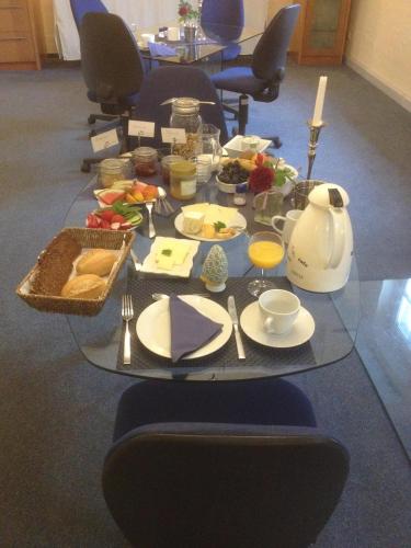 Mad på pensionatet eller i nærheden