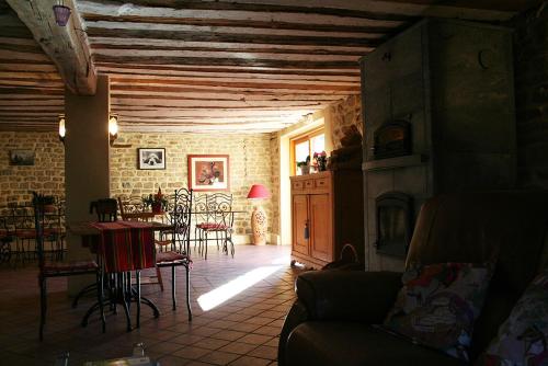 Un restaurant sau alt loc unde se poate mânca la Chambre d'hôtes l'Etoile du Berger