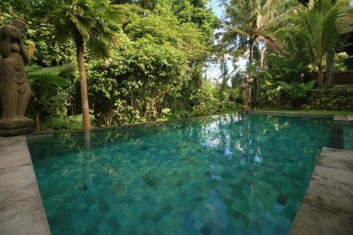 The swimming pool at or near Villa Ubud Sunshine