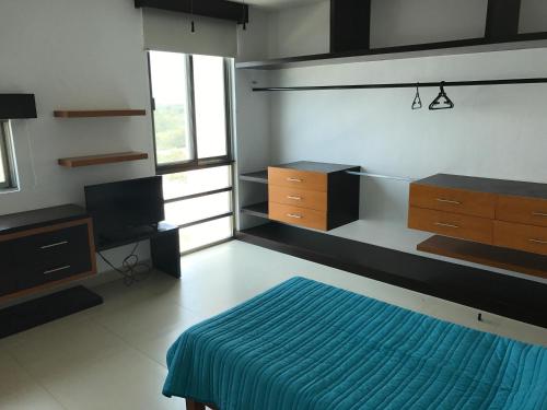 Gallery image of Beachfront Villa Solarium Garden House 1 in San Benito