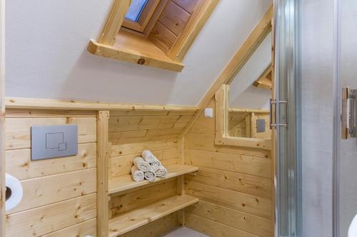 Kúpeľňa v ubytovaní Domek Przystań Górska