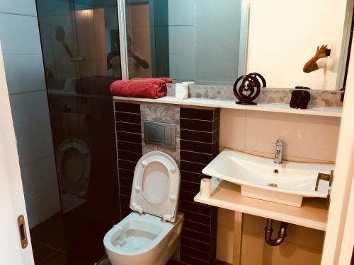 Ванная комната в Luxury Apartments