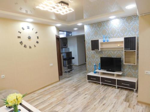 Central Luxe Apartment