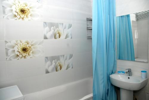 Ванна кімната в Бело-голубая безмятежность