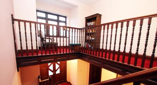 Gambar di galeri bagi Vale Park Hotel di Barry