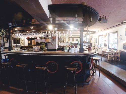 The lounge or bar area at Brauhaus Obermühle