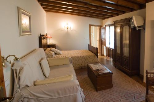 Ruang duduk di Posada Santa Eulalia