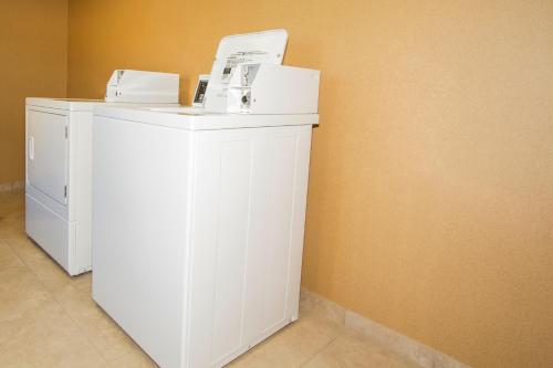 Gambar di galeri bagi Cobblestone Inn & Suites - Corry di Corry