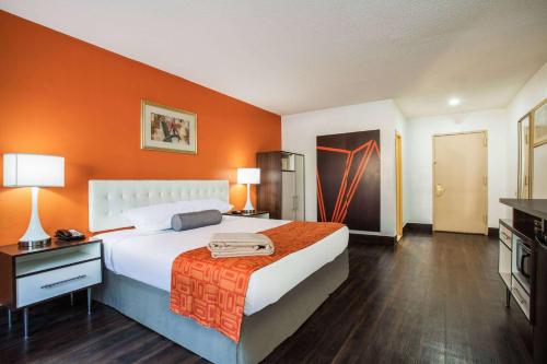 West Farms Hotel – Photos 2